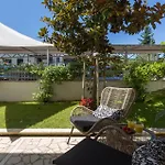 1 Bedroom Beautiful In * Πόρετς